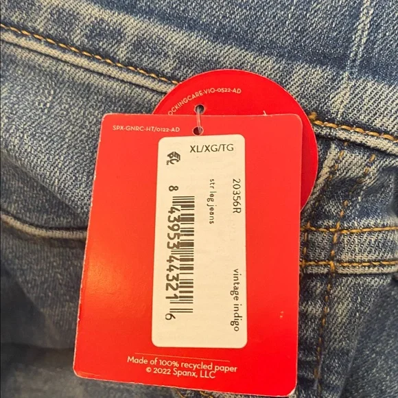 NWT SPANX Straight Leg Jeans Vintage Indigo size XLsize 14/16 20356R Jeans